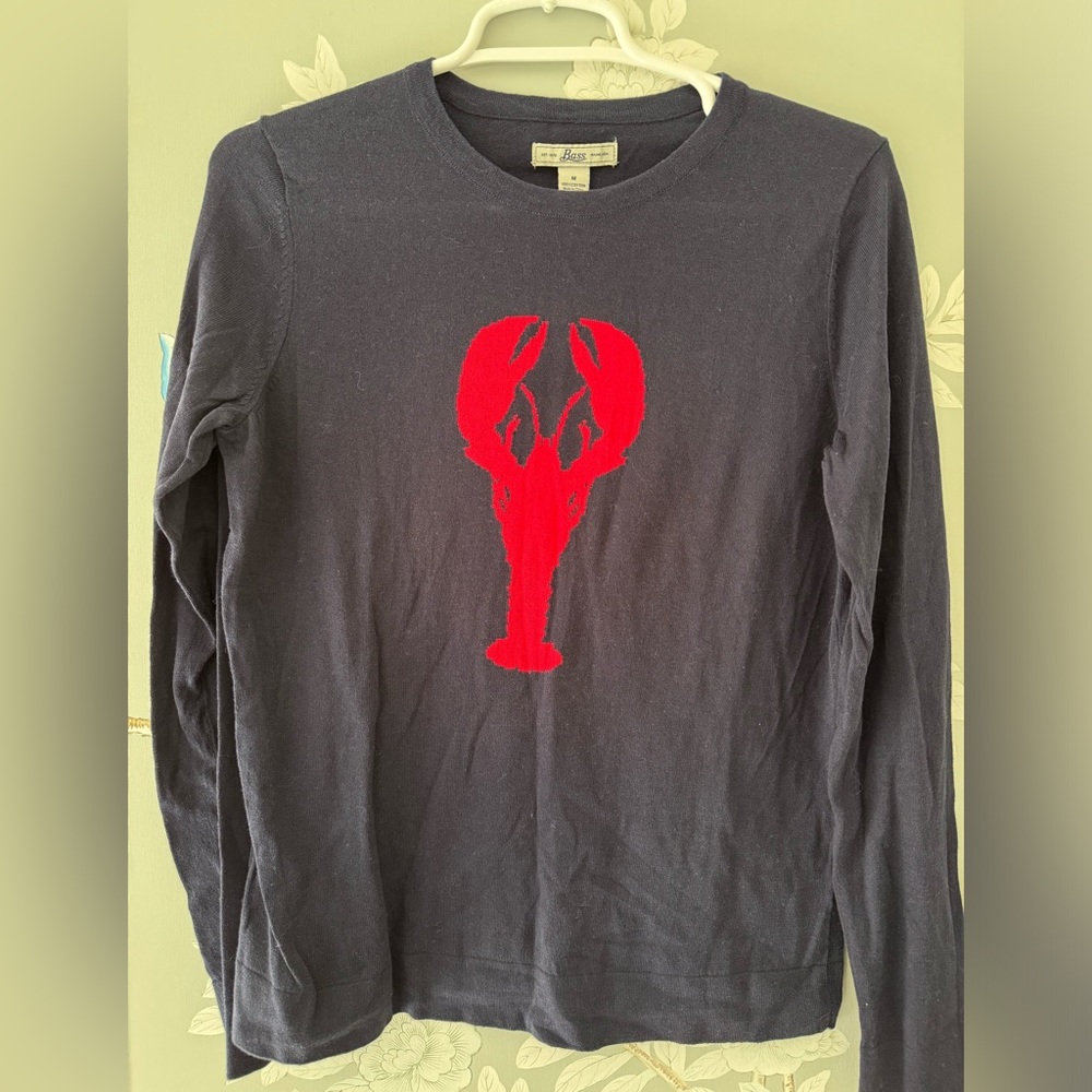 New with Tags Bass Lobster Shirt